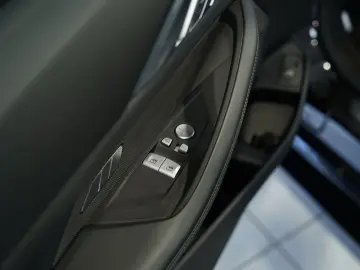 BMW M4 xD Competition 1H  EINZELSTÜCK  KW V3  Carbon