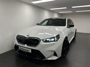 BMW M5 Limousine Carbon Keramik Bremse B&W M Drive P