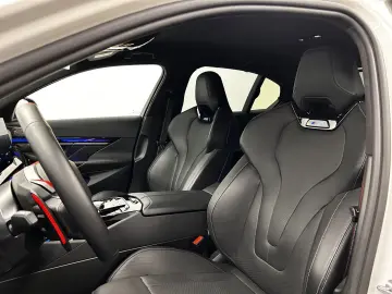 BMW M5 Limousine Carbon Keramik Bremse B&W M Drive P