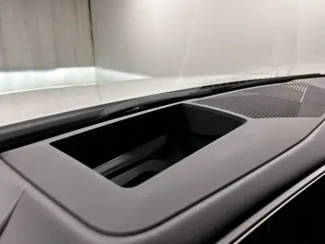BMW M5 Limousine Carbon Keramik Bremse B&W M Drive P
