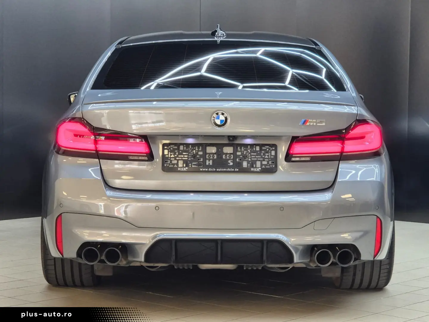 BMW M5 Lim.  CARBON SOFT LED HEAD H&K MEMO ACC 360