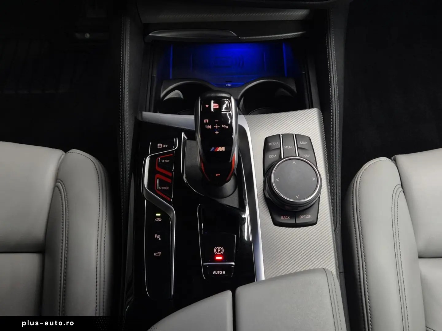 BMW M5 Lim.  CARBON SOFT LED HEAD H&K MEMO ACC 360