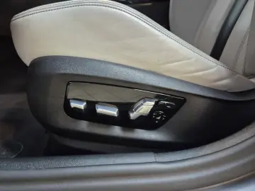 BMW M5 Lim.  CARBON SOFT LED HEAD H&K MEMO ACC 360