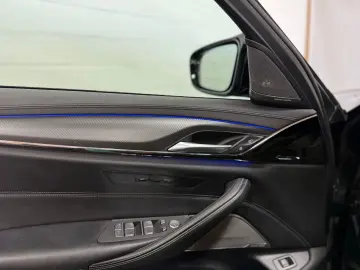 BMW M5 Competition Laser Leder ACC NAVI M Drivers