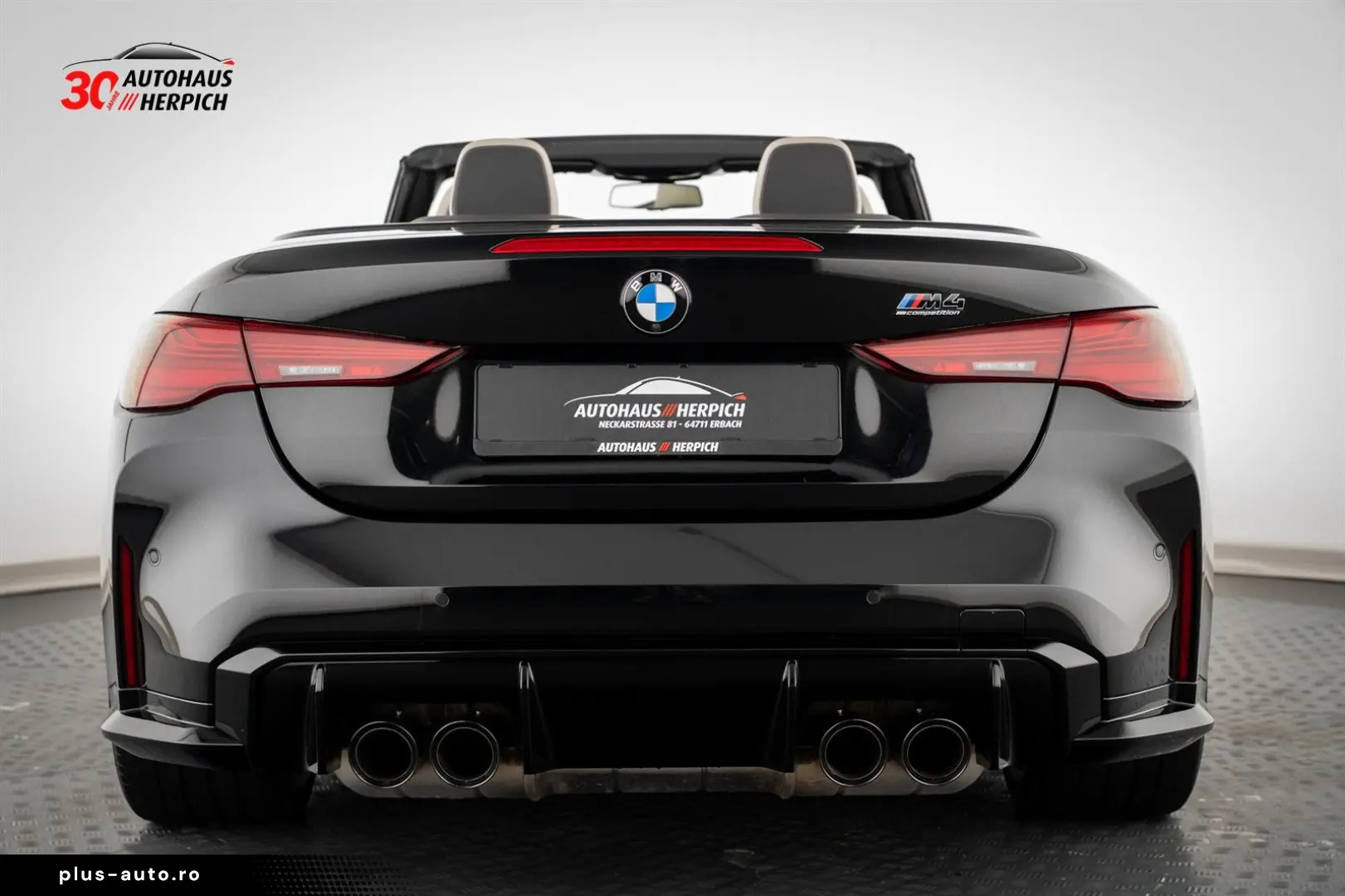 BMW M4 xDrive Competition Cabrio Schwarz Weiß Curved