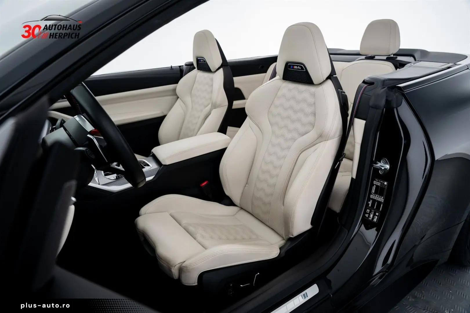 BMW M4 xDrive Competition Cabrio Schwarz Weiß Curved