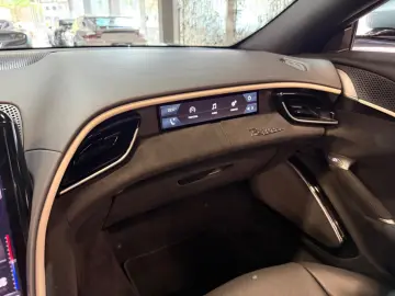 Ferrari Roma 3.9 T V8 Spider DCT CARPLAY~360