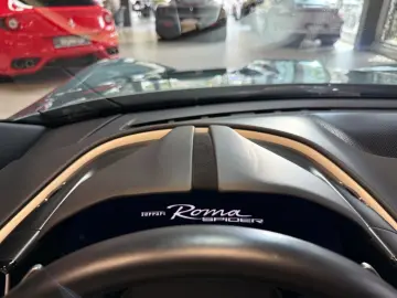 Ferrari Roma 3.9 T V8 Spider DCT CARPLAY~360