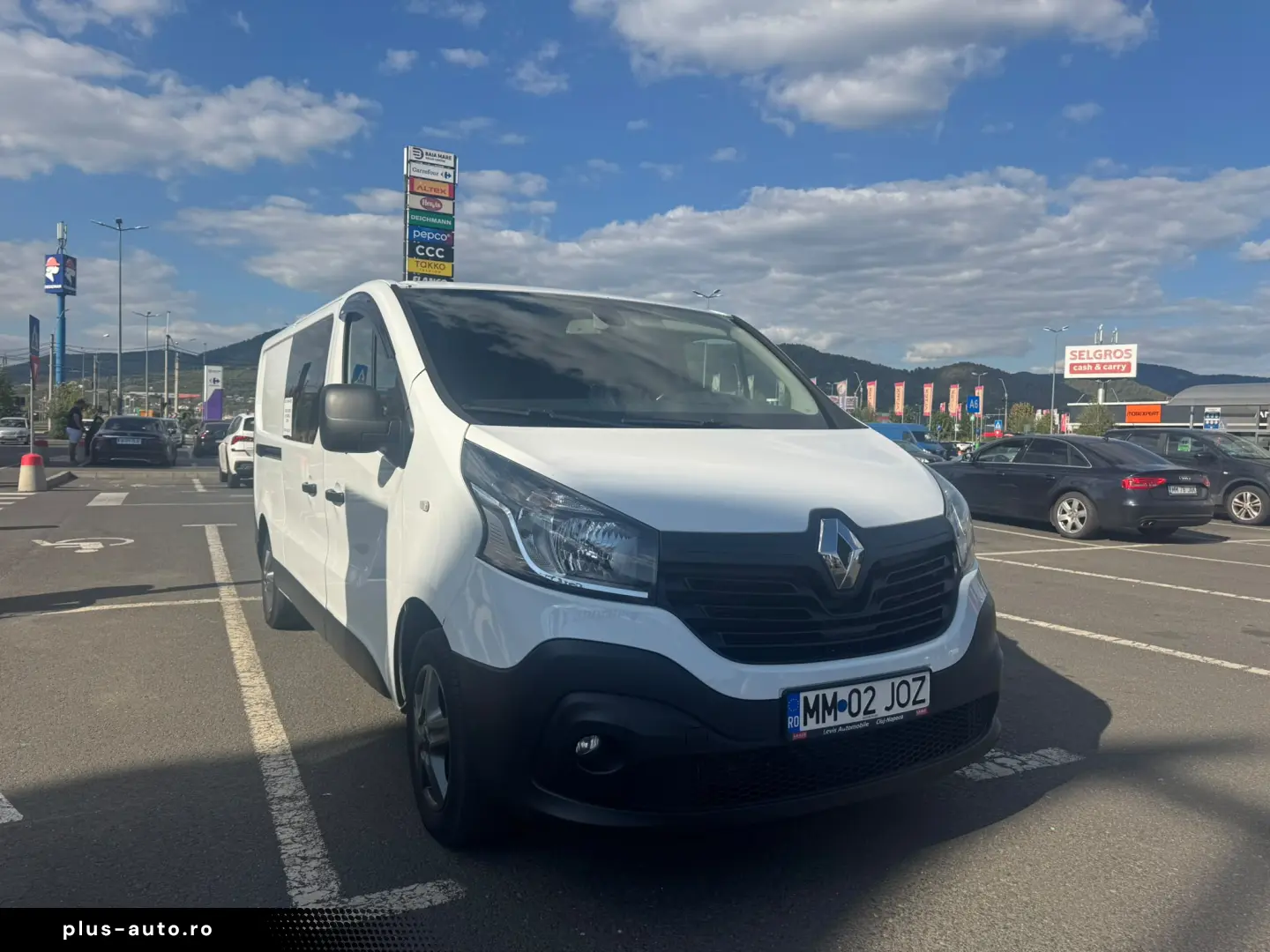 Renault Trafic 2016•1.6 dCi  Dublă Cabină inmatriculat