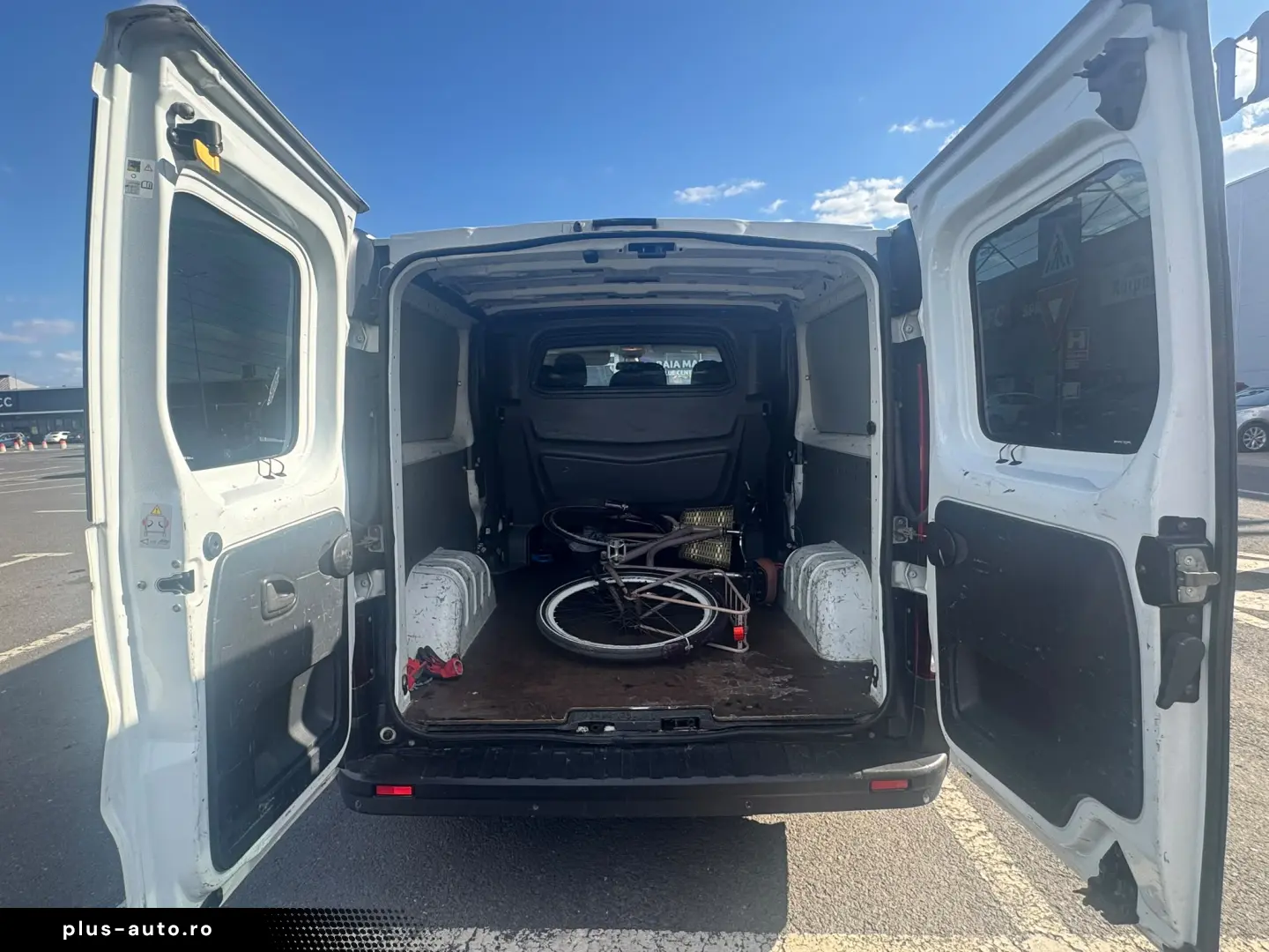 Renault Trafic 2016•1.6 dCi  Dublă Cabină inmatriculat