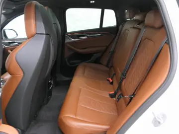 BMW X4M Comp.ACC PanoDach.Sitzbel.HUD Ha Ka.AHK 21