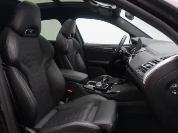 BMW X4 M Competition M Driver´s 360 DAB Panorama 21