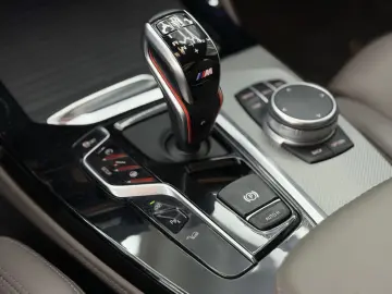 BMW X4 M Competition  2 Hand  Deutsch  Service Neu