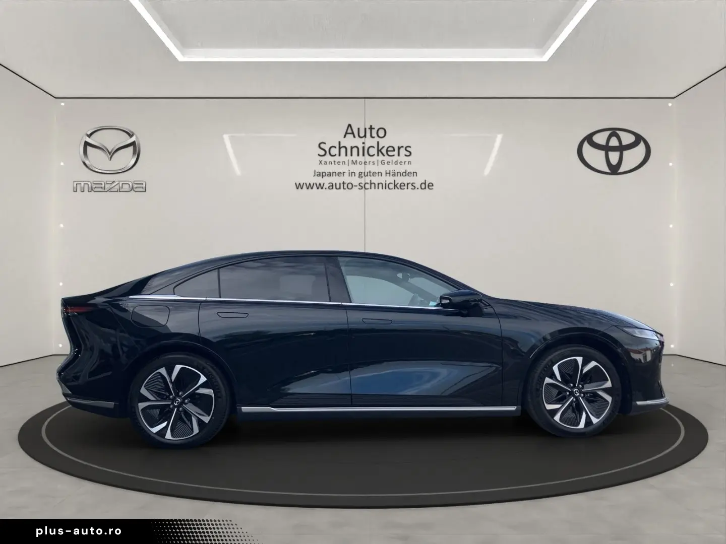 MAZDA 6e TAKUMI SONY LED CARPLAY HEAD-UP KAMERA E-CALL