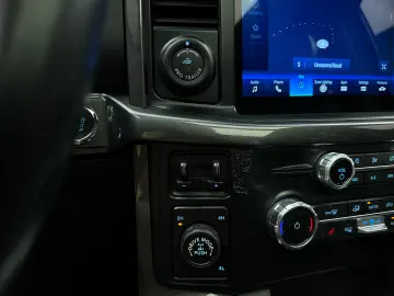 Ford F150 SuperCrew 3.5L PowerBoost Hybrid