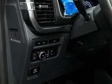 Ford F150 SuperCrew 3.5L PowerBoost Hybrid