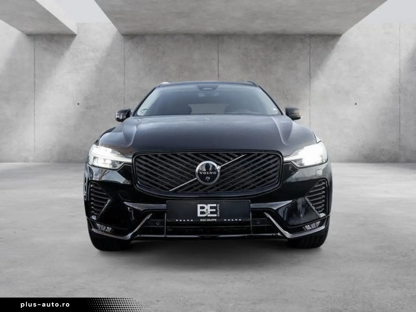 VOLVO XC60 B5 Ultra Dark AWD HUD PANO 360