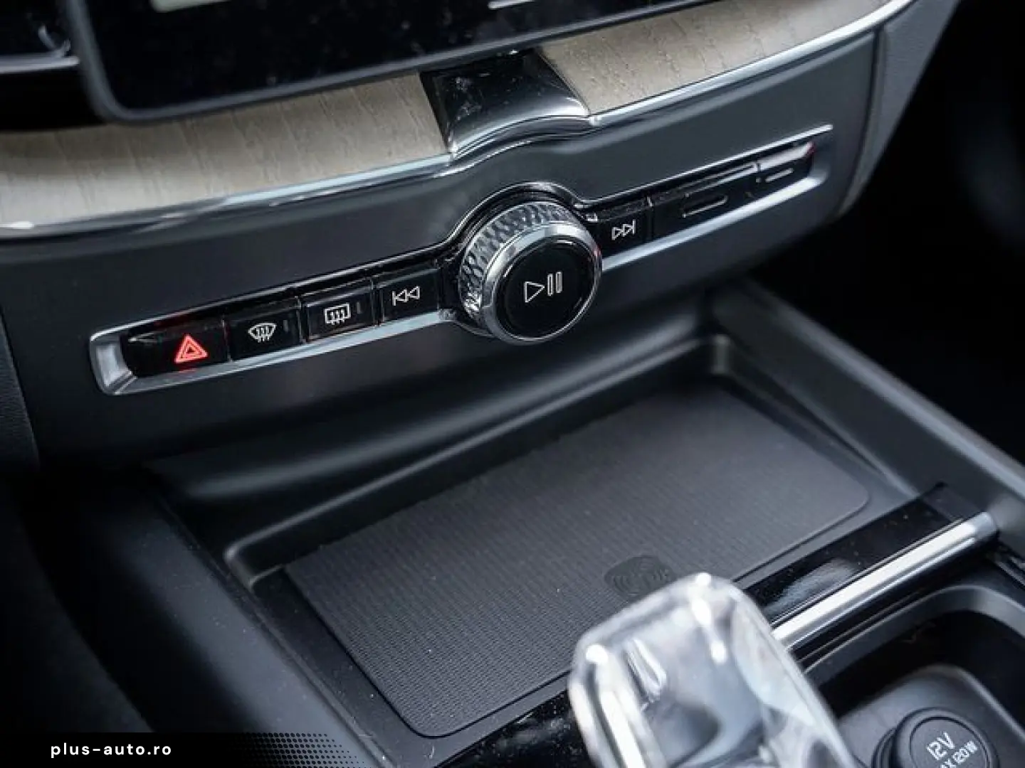 VOLVO XC60 B5 Ultra Dark AWD HUD PANO 360