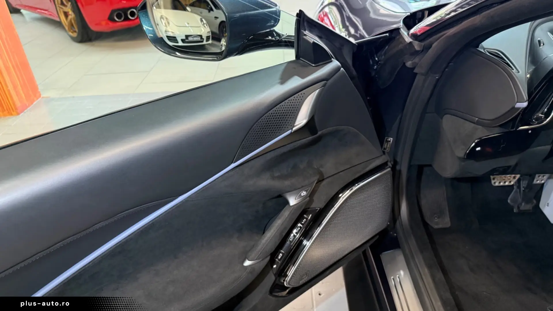 Ferrari Roma 3.9 T V8 Spider DCT ACC~VENTILATION~360~