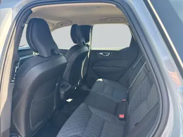 VOLVO XC60 B4 B Core
