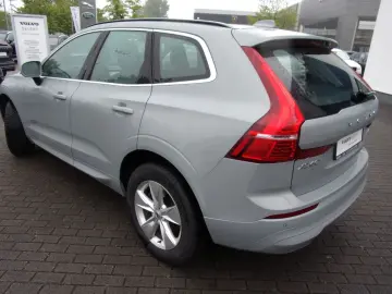 VOLVO XC 60 B4 Core 2WD
