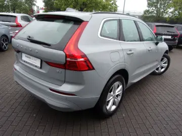 VOLVO XC 60 B4 Core 2WD