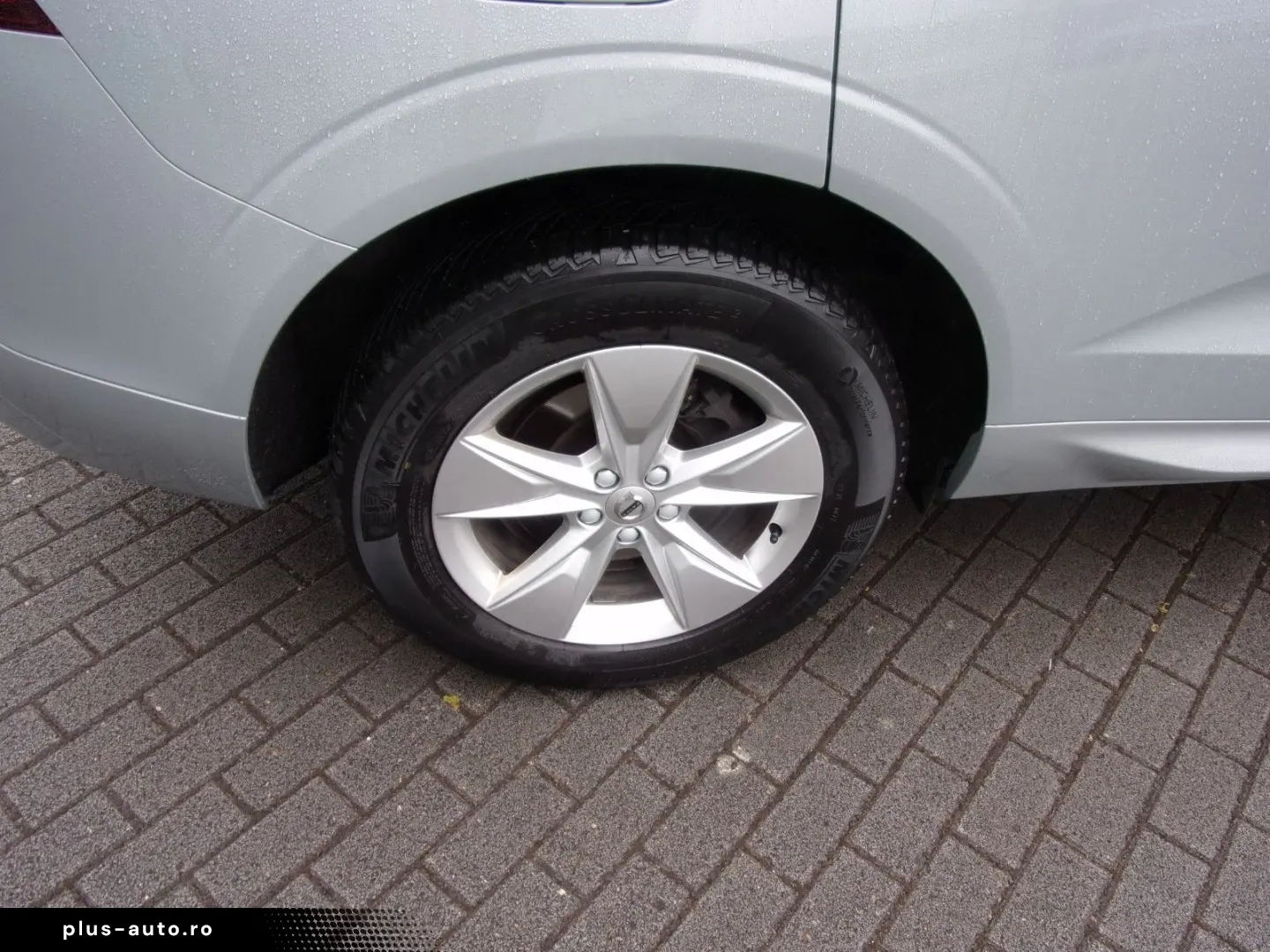 VOLVO XC 60 B4 Core 2WD