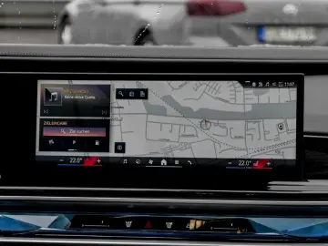 BMW 740d xDrive M SPORT HuD DA PROF 360  STANDHZG SK
