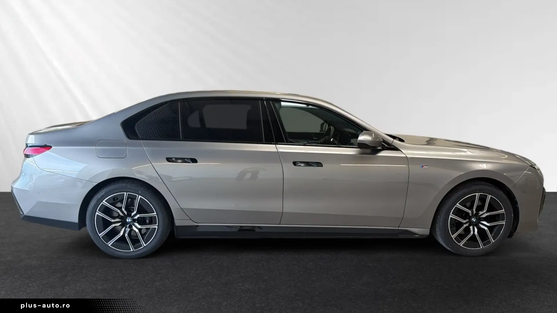 BMW 750e xDrive