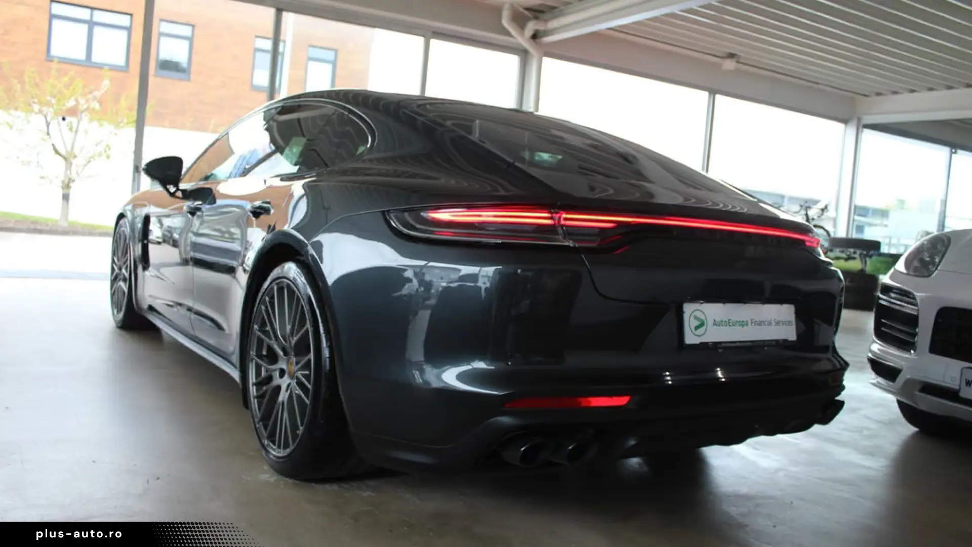 Porsche Panamera PlatinumEdition SportChrono