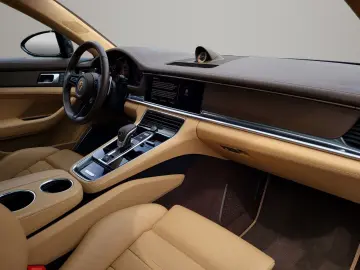 PORSCHE Panamera 4 Platinum Edt. 360  HUD SPORT-AGA 21