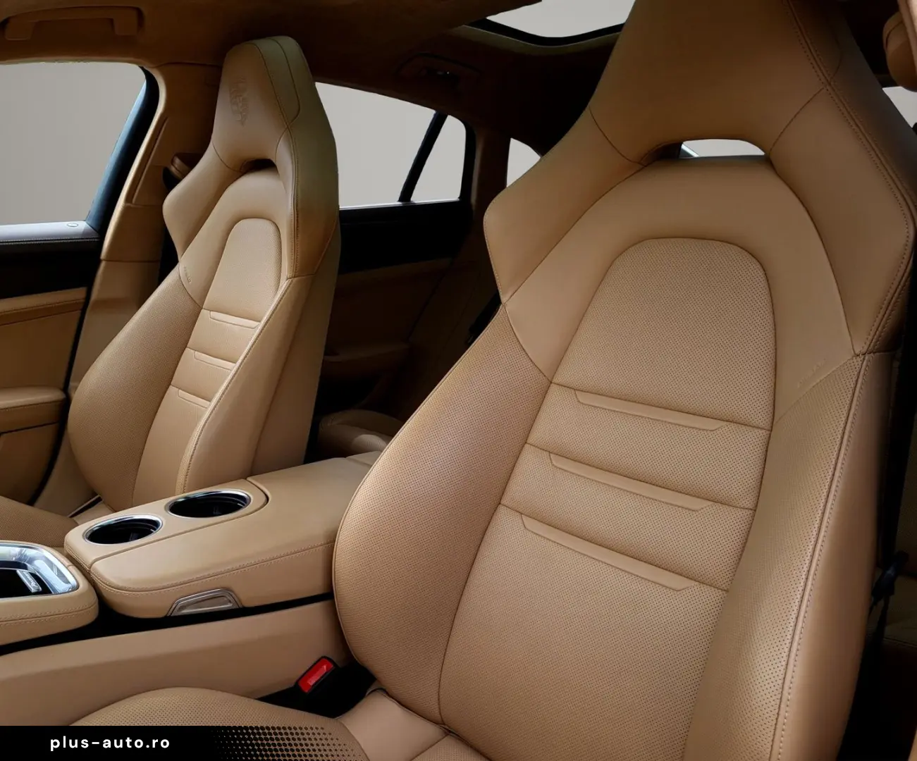 PORSCHE Panamera 4 Platinum Edt. 360  HUD SPORT-AGA 21