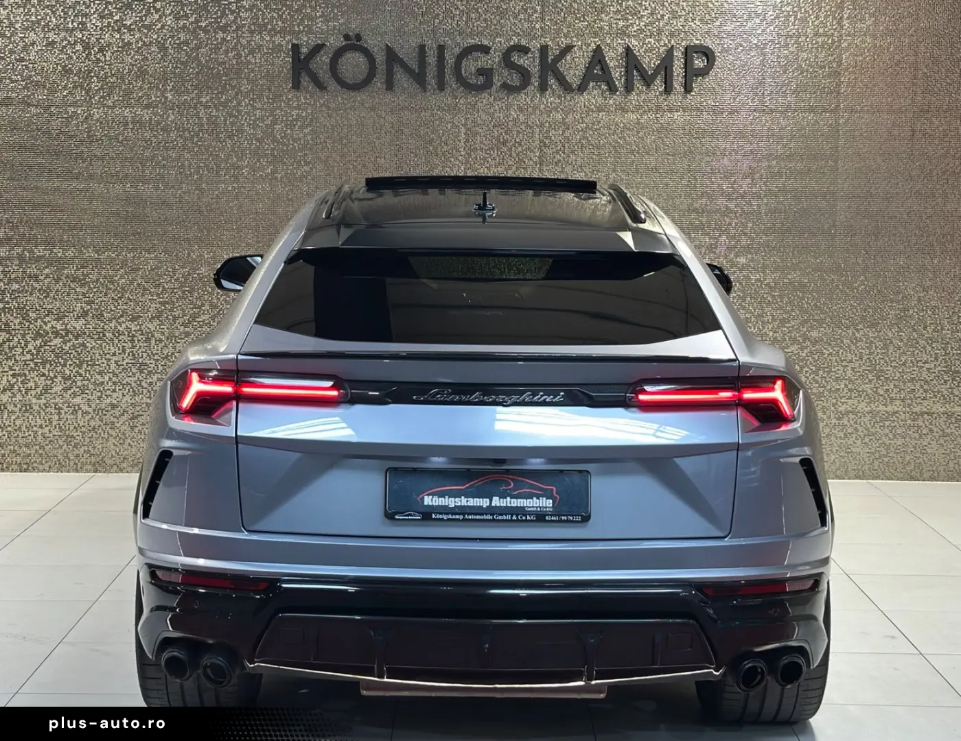 LAMBORGHINI Urus 4.0 V8  CARBON AKRAPOVIC HUD STERNENHIMMEL