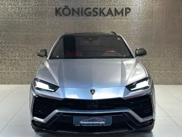 LAMBORGHINI Urus 4.0 V8  CARBON AKRAPOVIC HUD STERNENHIMMEL