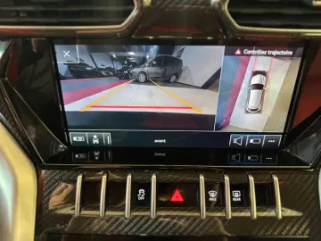 LAMBORGHINI Urus 4.0 V8  CARBON AKRAPOVIC HUD STERNENHIMMEL