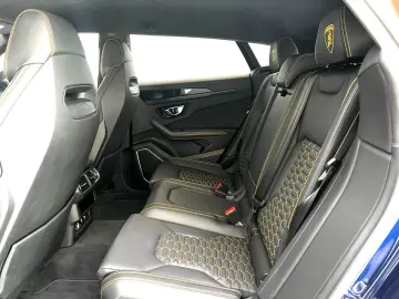 LAMBORGHINI Urus 4.0 V8 2022  23 Zoll  Unfallfrei Ahk. ACC
