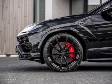 LAMBORGHINI Urus 4.0 V8   Carbon   B&O 3D   Massage   Pano