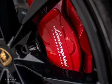 LAMBORGHINI Urus 4.0 V8   Carbon   B&O 3D   Massage   Pano
