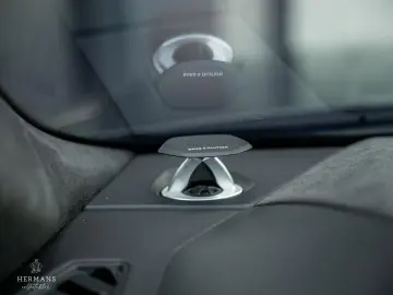 LAMBORGHINI Urus 4.0 V8   Carbon   B&O 3D   Massage   Pano