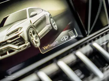 LAMBORGHINI Urus 4.0 V8   Carbon   B&O 3D   Massage   Pano