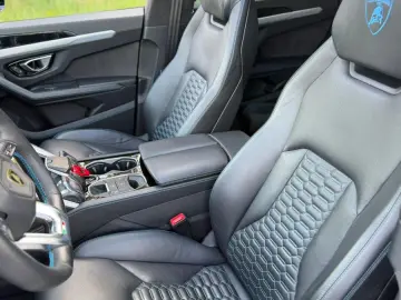 LAMBORGHINI Urus 23Zoll  Unfallfrei  Pano  No Opf  Blue Leos