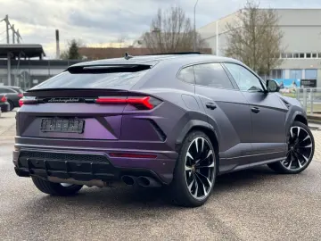 LAMBORGHINI Urus 4.0 V8  23 Alu Panorama Softclose