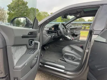 LAMBORGHINI Urus 4.0 V8  23 Alu Panorama Softclose