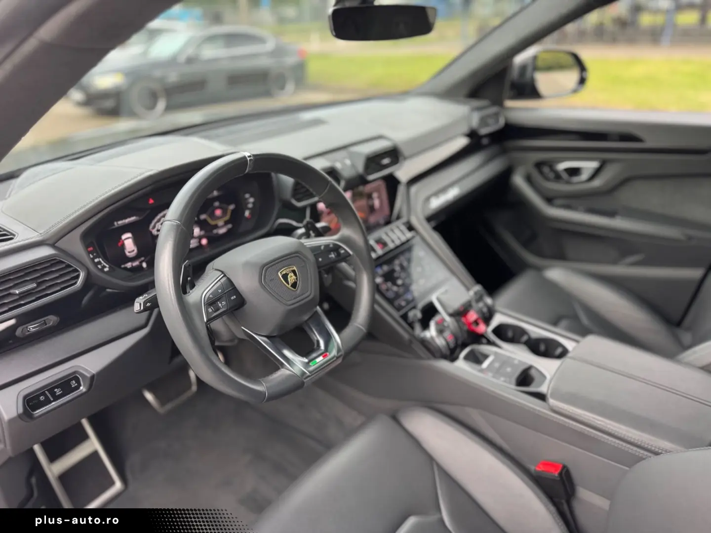 LAMBORGHINI Urus 4.0 V8  23 Alu Panorama Softclose