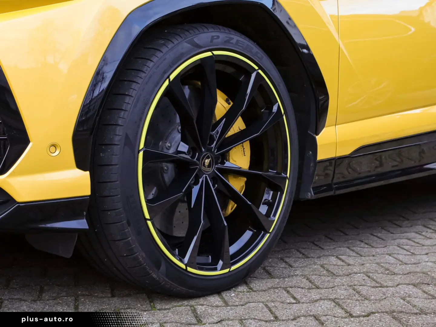 LAMBORGHINI Urus Capsule  CARBON-PANO-HUD-360 -SERVICE NEU