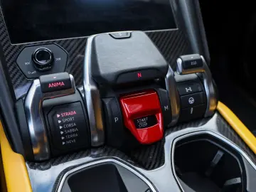LAMBORGHINI Urus Capsule  CARBON-PANO-HUD-360 -SERVICE NEU