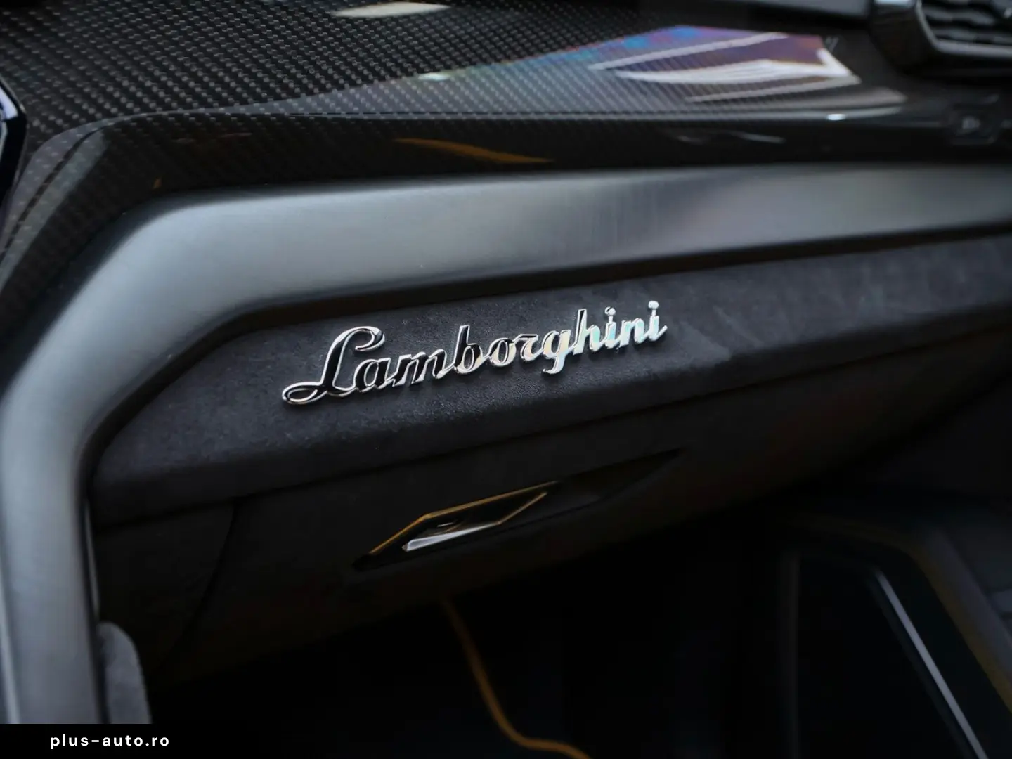LAMBORGHINI Urus Capsule  CARBON-PANO-HUD-360 -SERVICE NEU