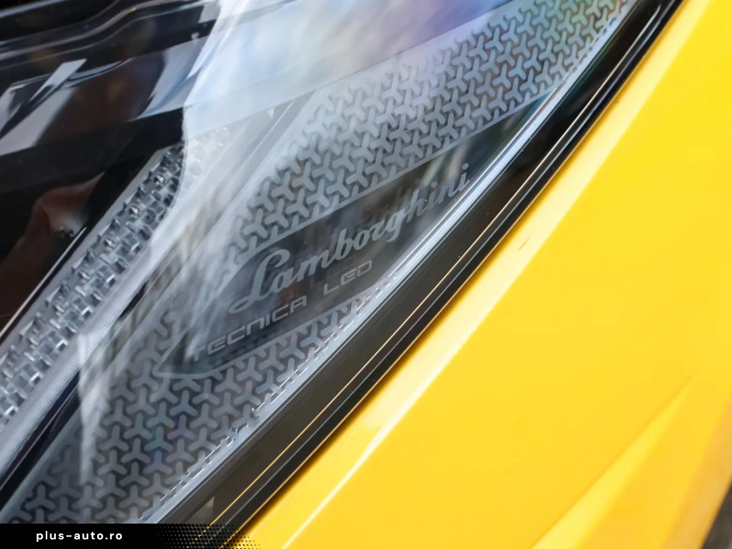 LAMBORGHINI Urus Capsule  CARBON-PANO-HUD-360 -SERVICE NEU