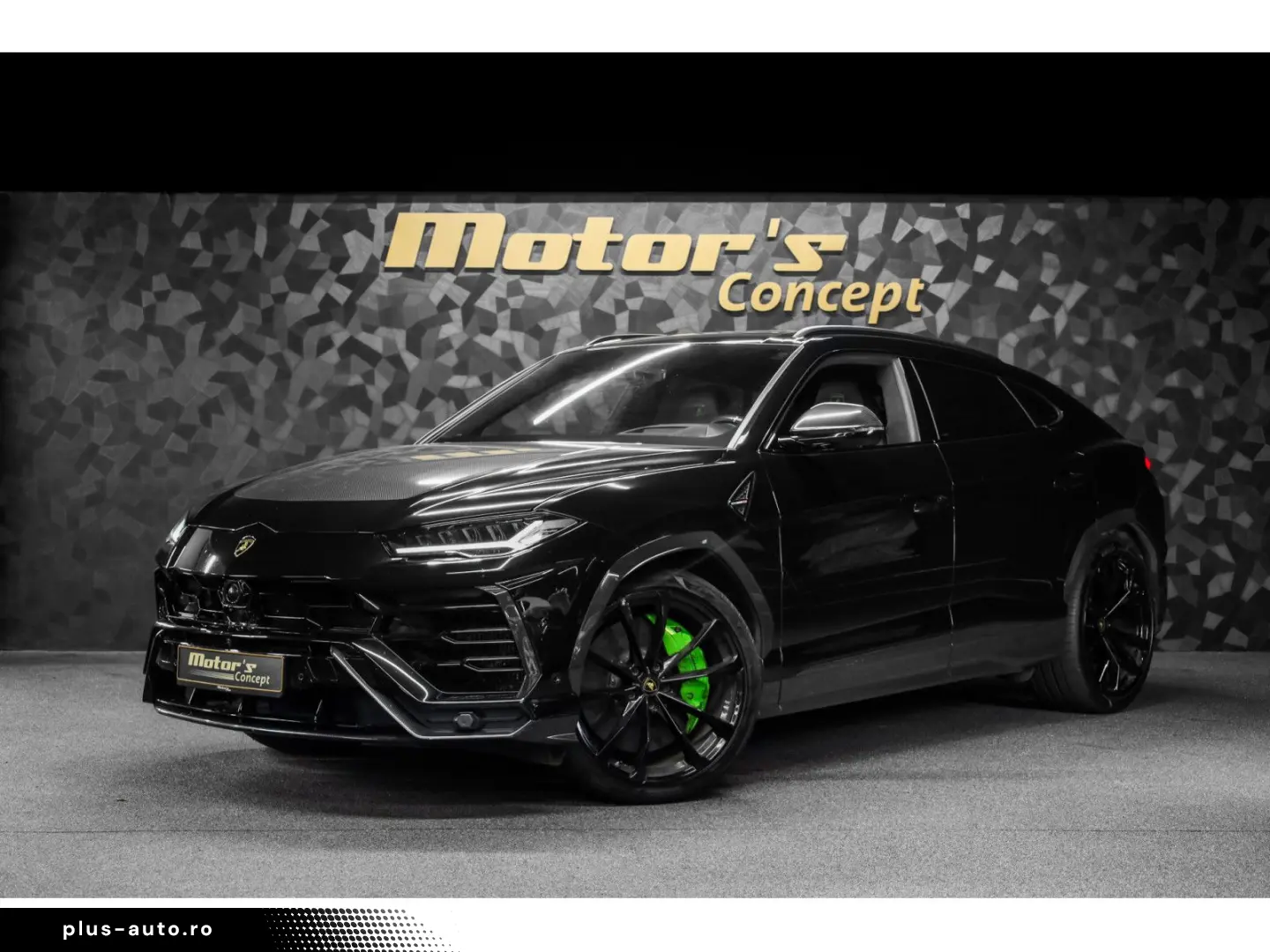 LAMBORGHINI Urus V8 - NERO HELENE - AKRAPOVIC