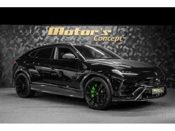 LAMBORGHINI Urus V8 - NERO HELENE - AKRAPOVIC